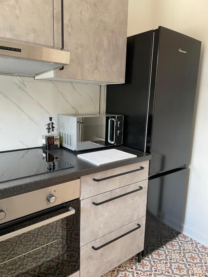 Lovely 2 Bed Apartment, Arnold Town Centre. Nottingham Bagian luar foto