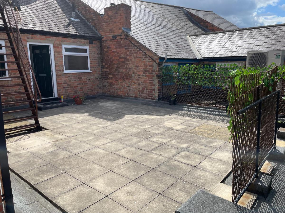 Lovely 2 Bed Apartment, Arnold Town Centre. Nottingham Bagian luar foto
