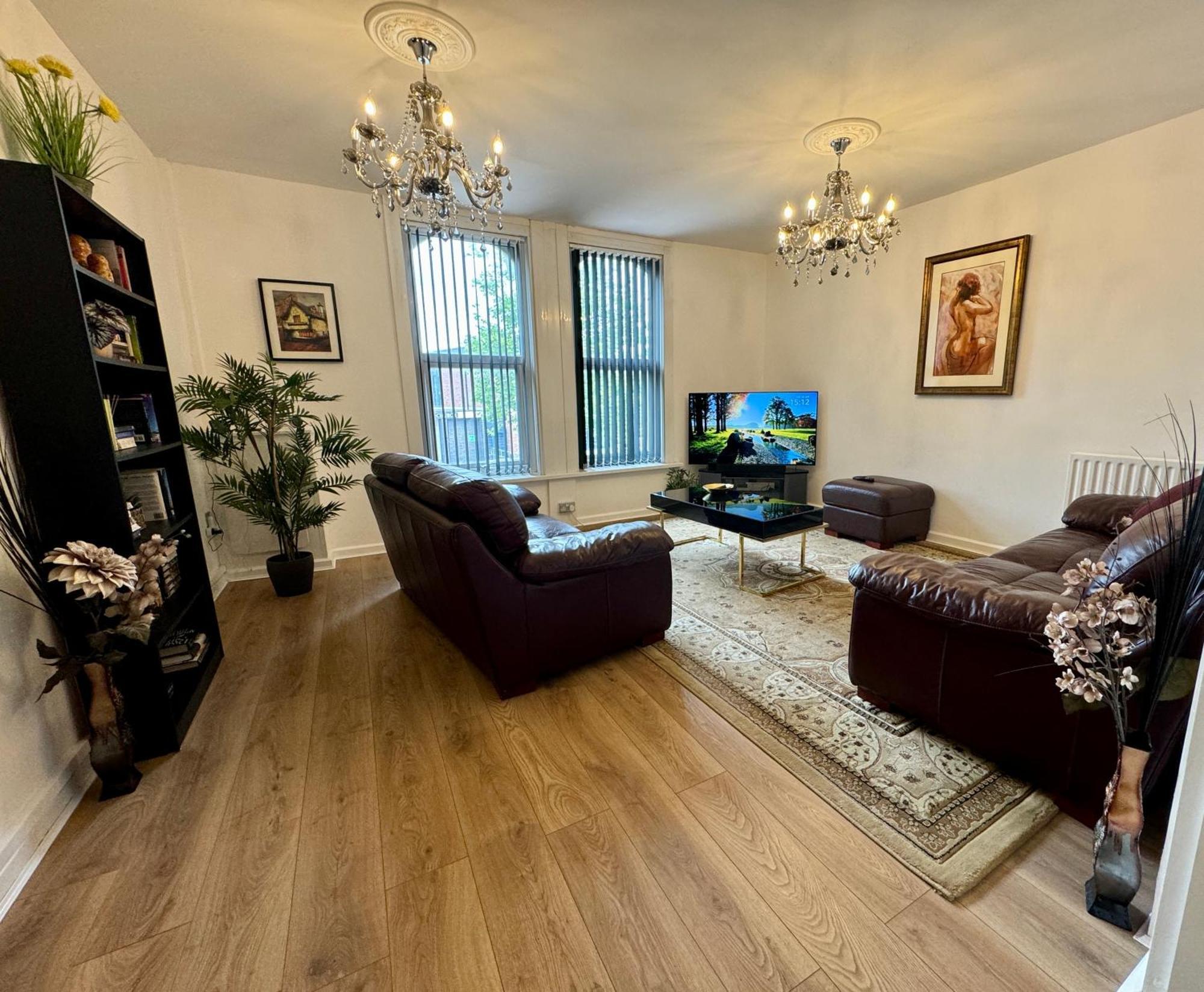 Lovely 2 Bed Apartment, Arnold Town Centre. Nottingham Bagian luar foto